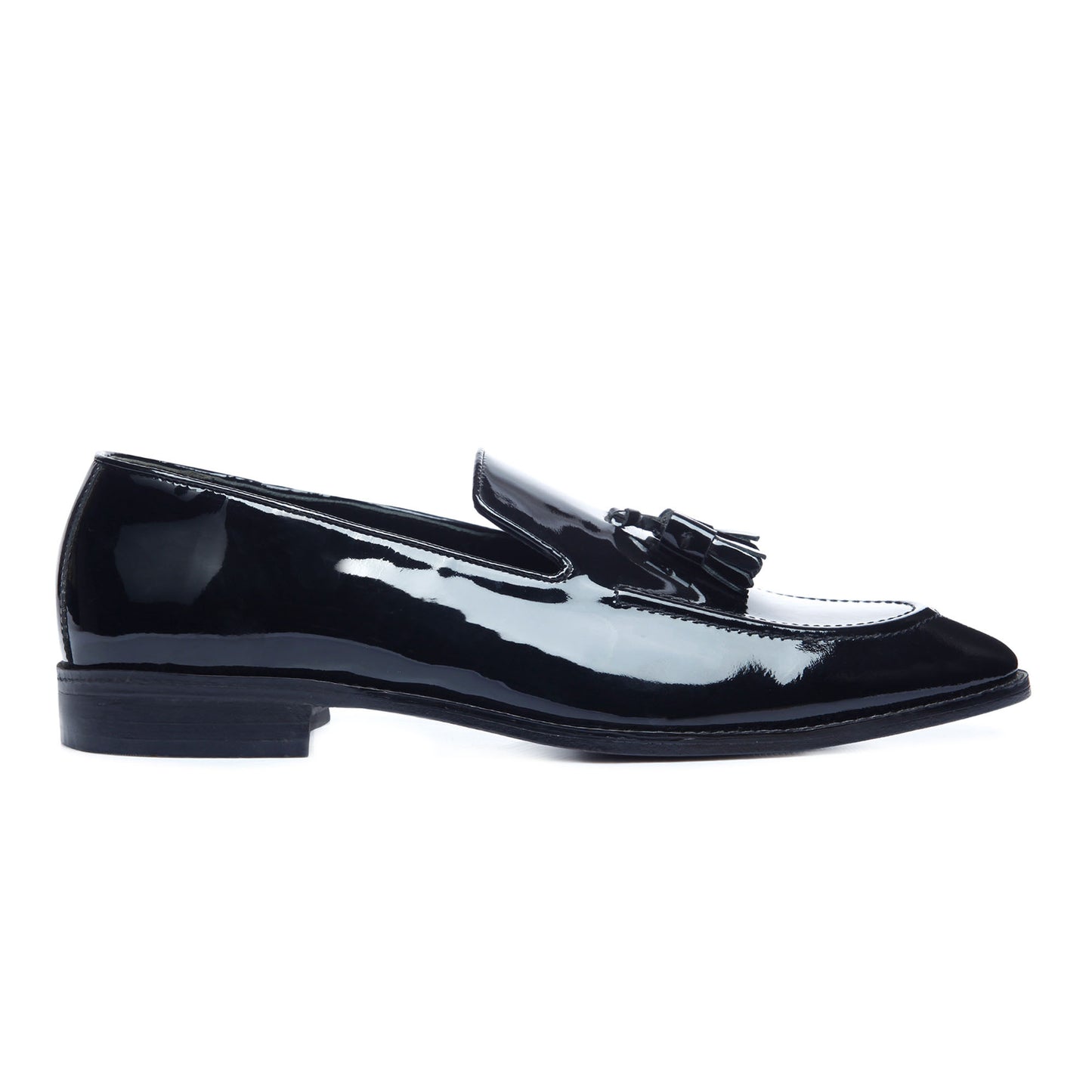 GLOSSY PATENT MEN'S LOAFER WITH TASSELS