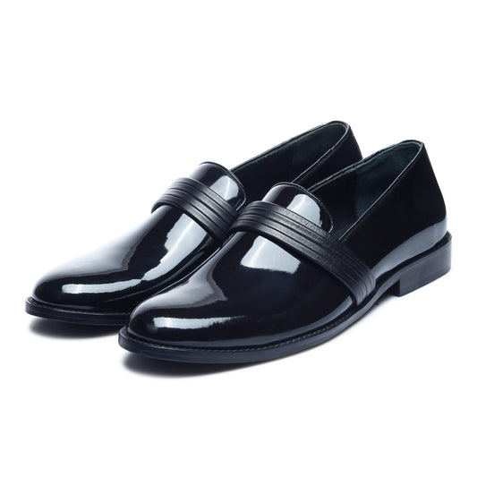 MODERN CLASSIC PATENT SLIPONS