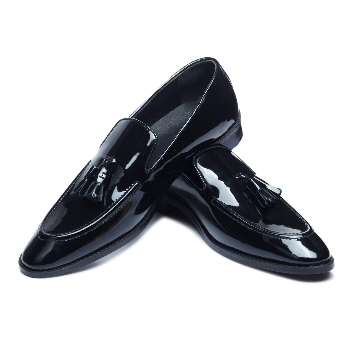 GLOSSY PATENT MEN'S LOAFER WITH TASSELS